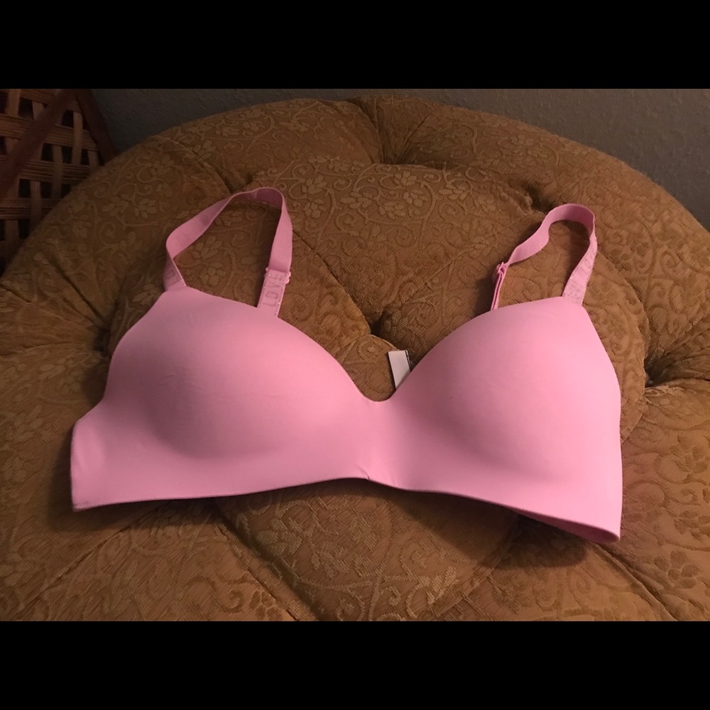 FINAL DROP Victoria’s Secret T-shirt  bra